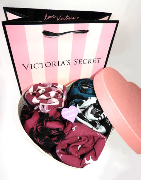 Подарочный набор трусиков Victoria's secret в коробке, 5 шт